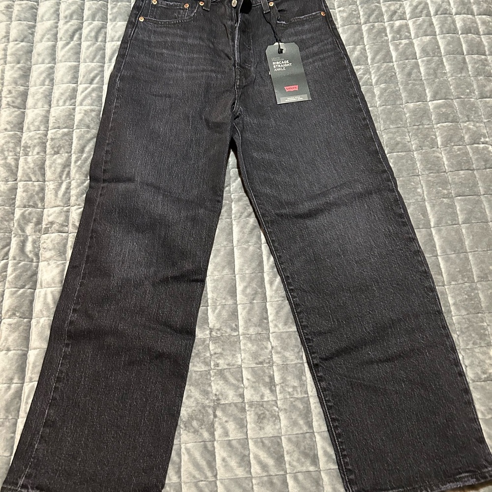Levi's Black Straight Leg Jeans
A6